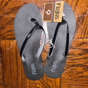 Flojos Black flip flop Sandals